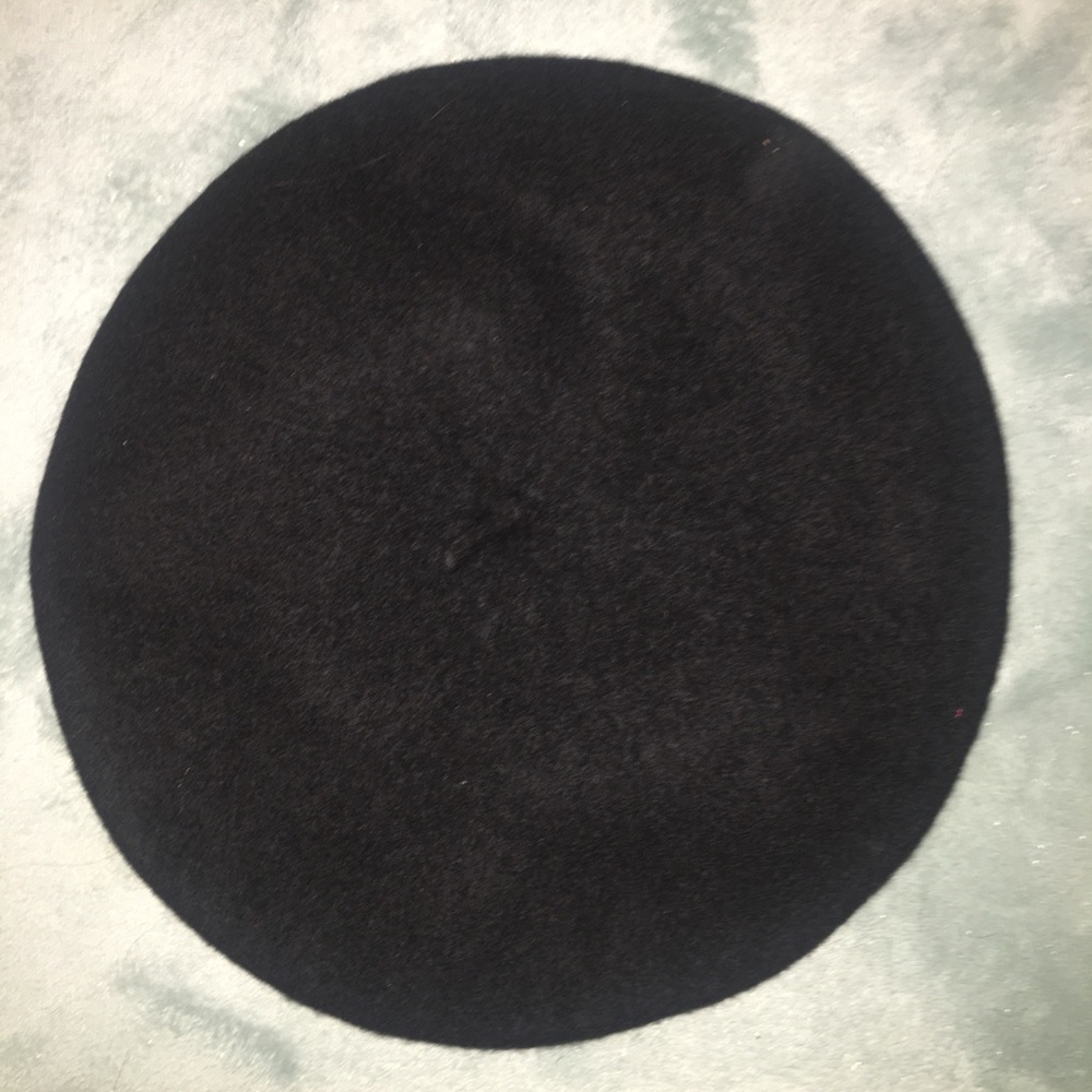 Black beret